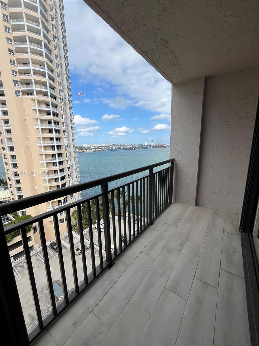 540 Brickell Key Dr # 1620
