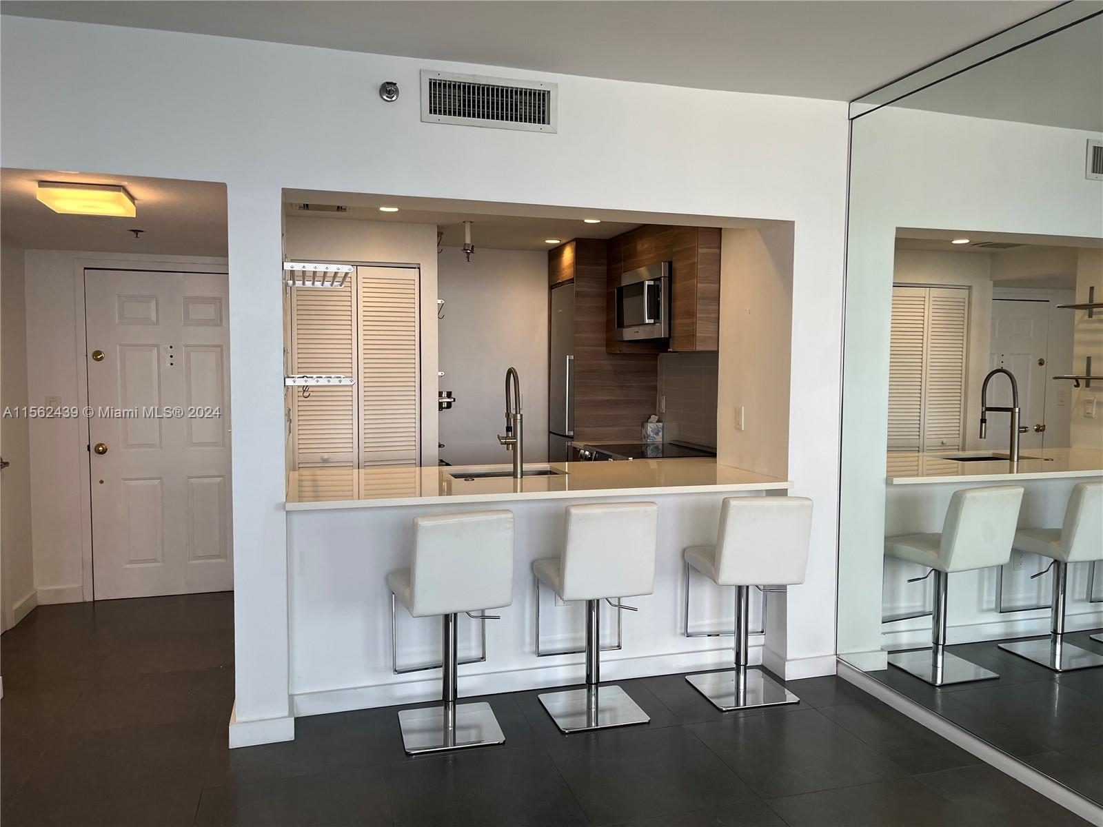 540 Brickell Key Dr # 1620