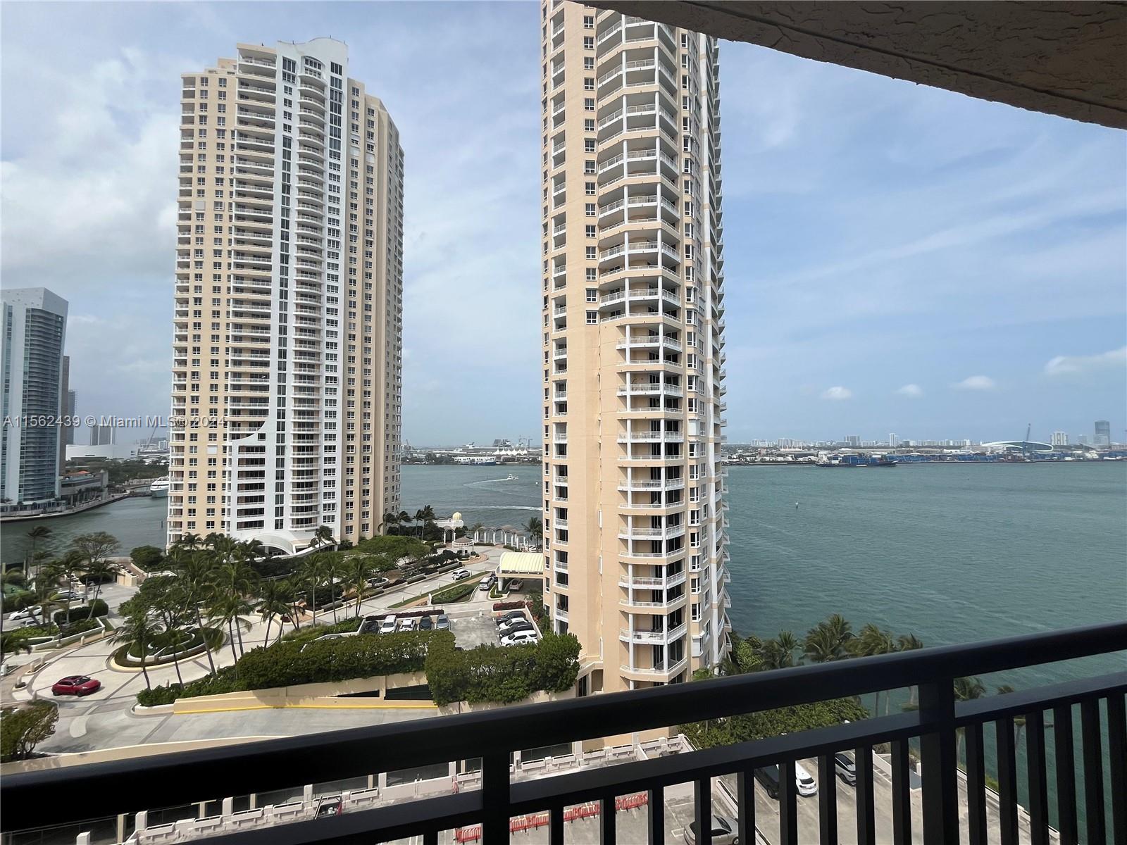 540 Brickell Key Dr # 1620