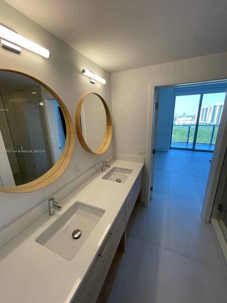 16385 Biscayne Blvd # 1604