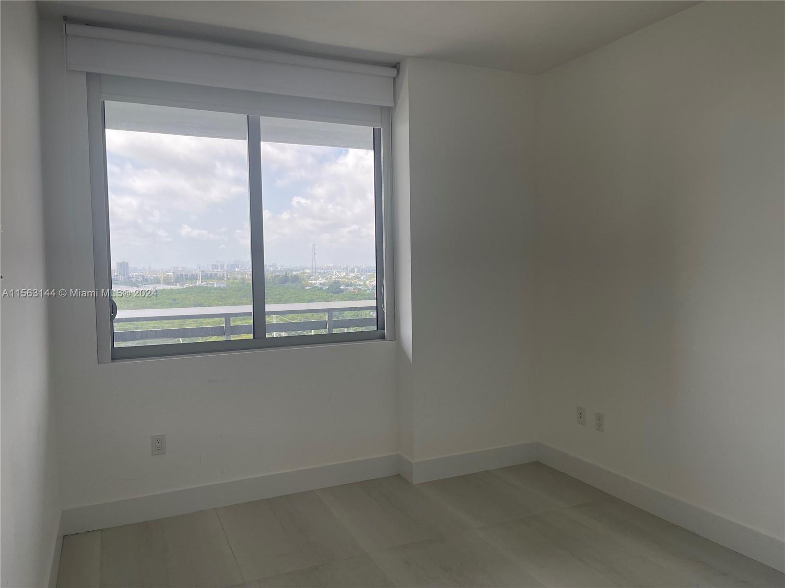16385 Biscayne Blvd # 1604