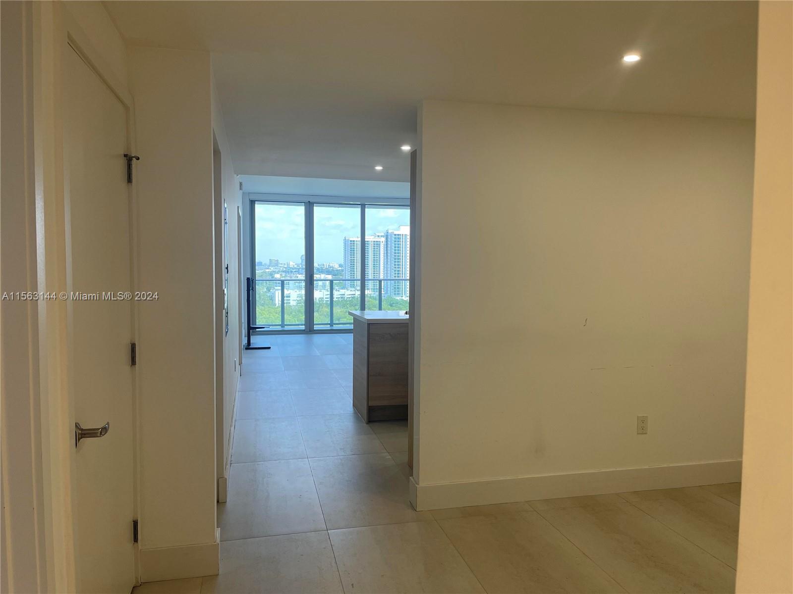 16385 Biscayne Blvd # 1604