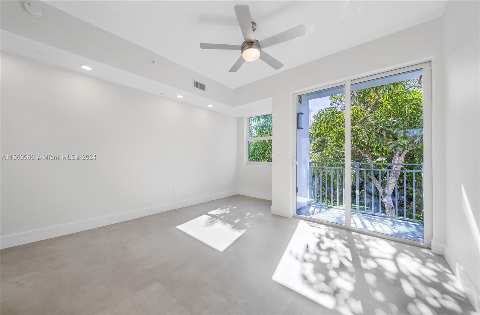 1536 NW 15th Ave # 303