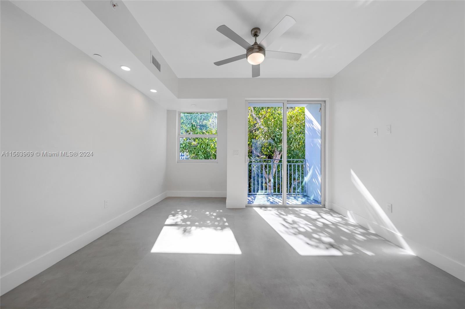 1536 NW 15th Ave # 303
