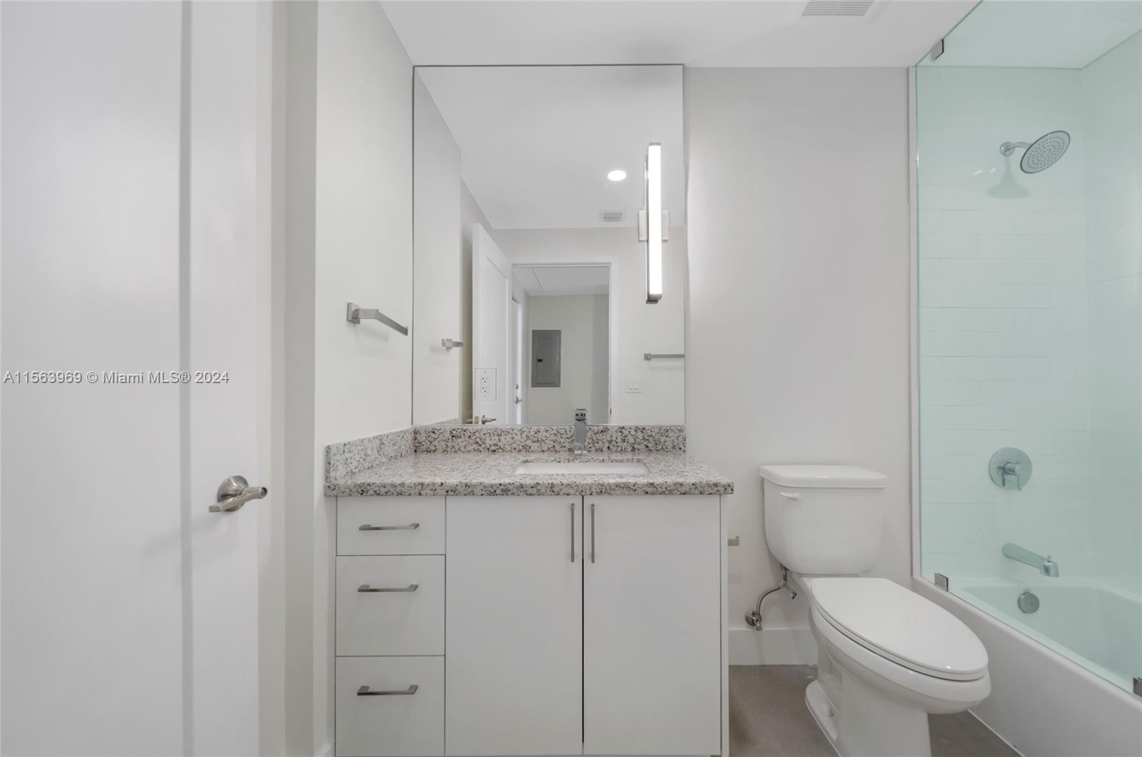 1536 NW 15th Ave # 303