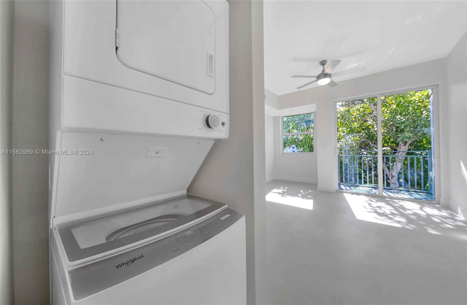 1536 NW 15th Ave # 303