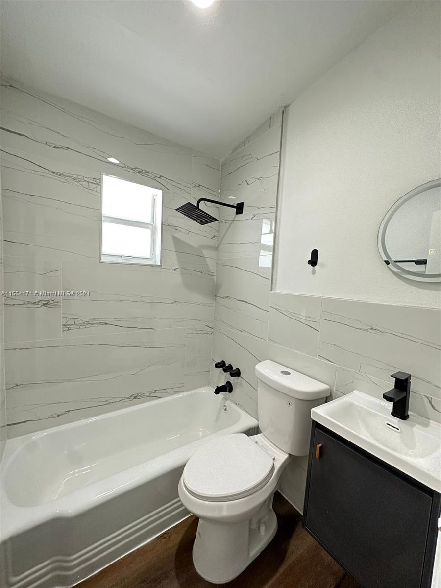 2025 Washington Ave # 1, Opa-Locka Unit: 1
