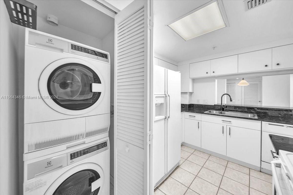 701 Brickell Key Blvd # 1911