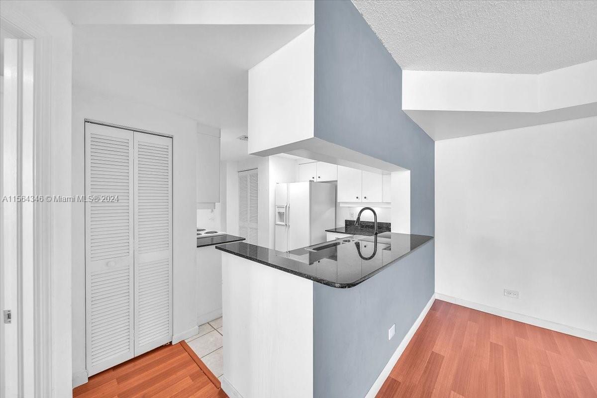 701 Brickell Key Blvd # 1911