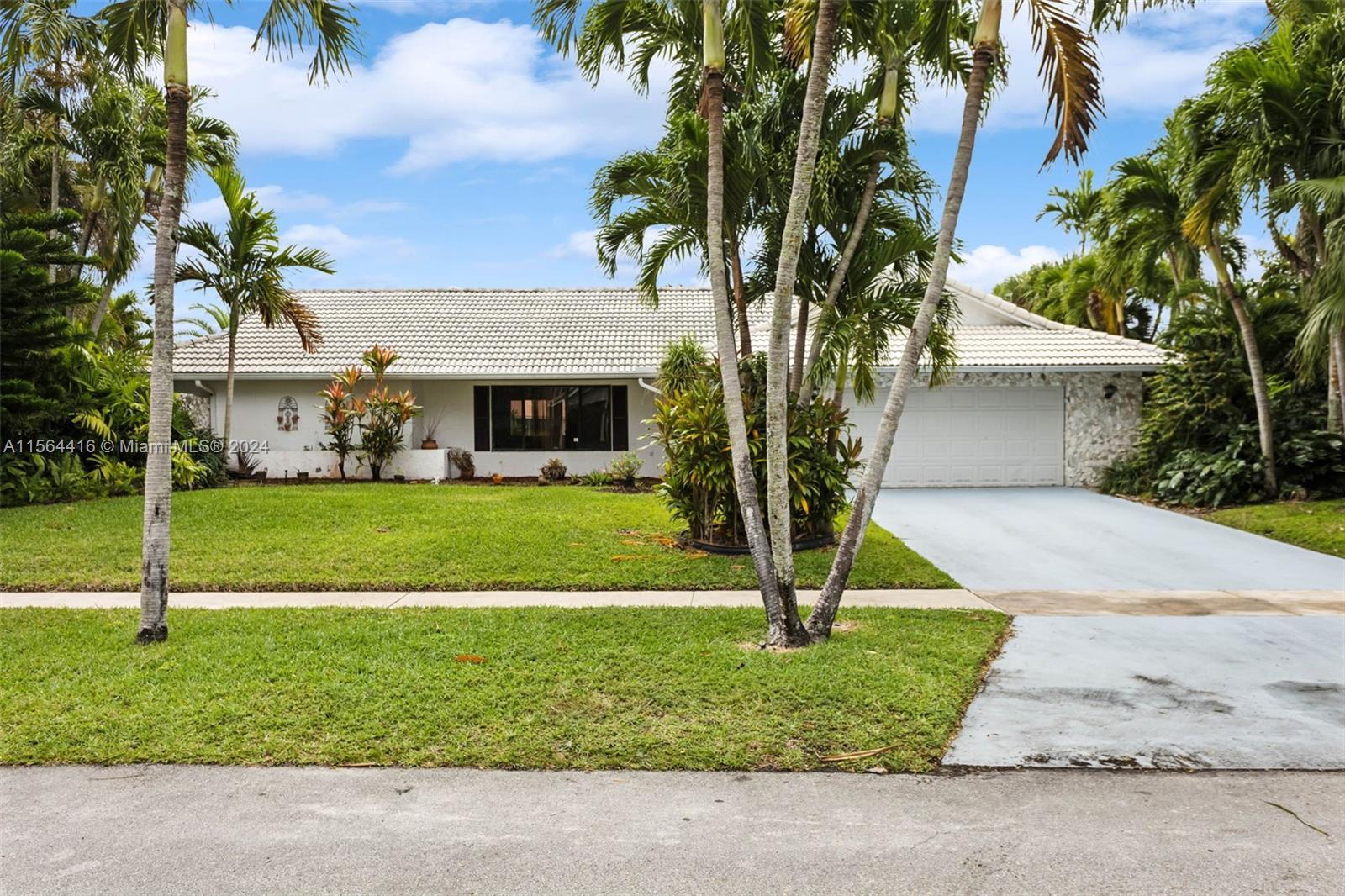 2422 Deer Creek Lob Lolly Ln