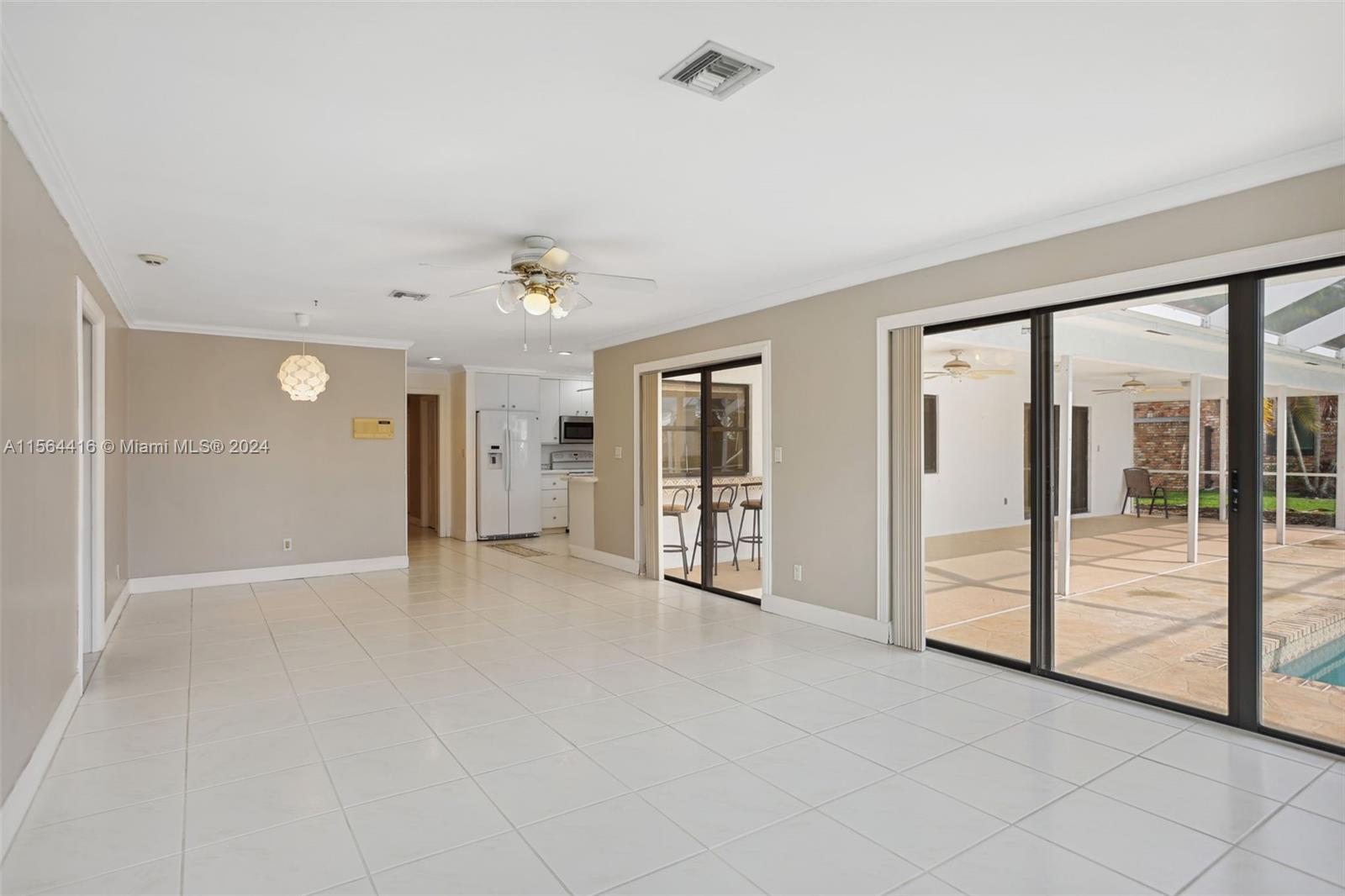 2422 Deer Creek Lob Lolly Ln