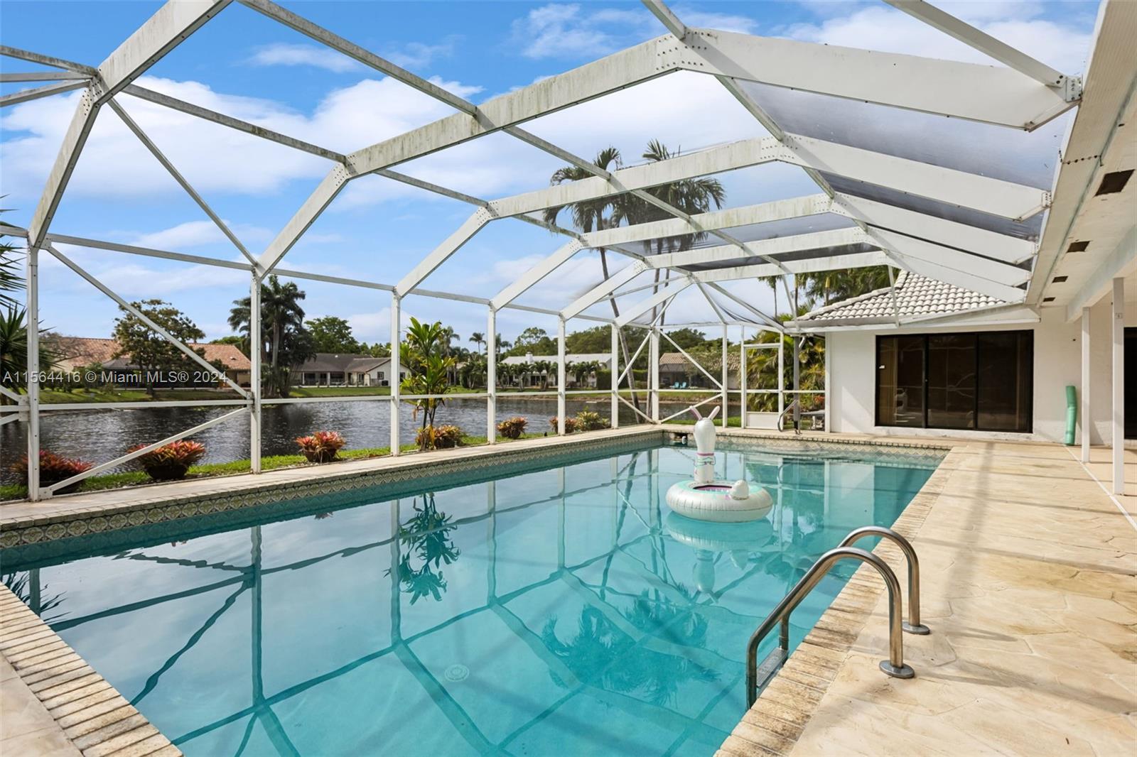 2422 Deer Creek Lob Lolly Ln