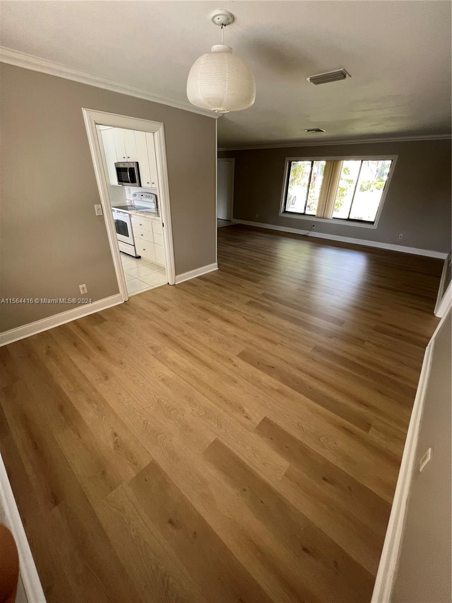 2422 Deer Creek Lob Lolly Ln