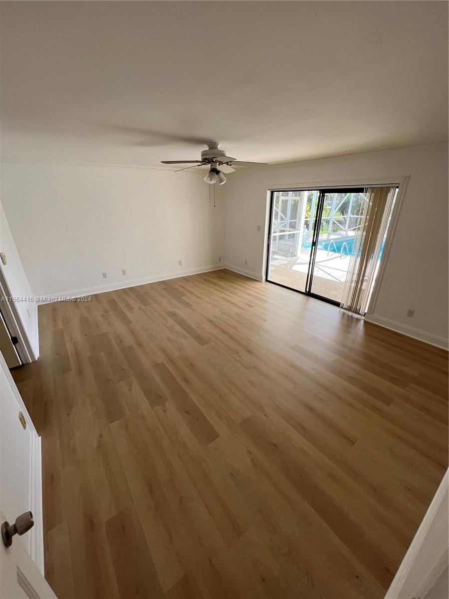 2422 Deer Creek Lob Lolly Ln