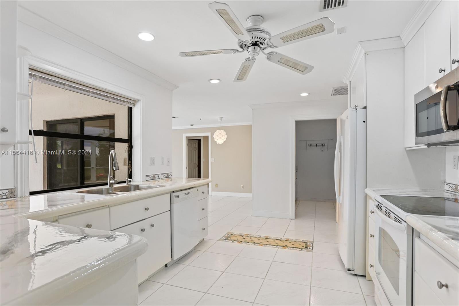 2422 Deer Creek Lob Lolly Ln