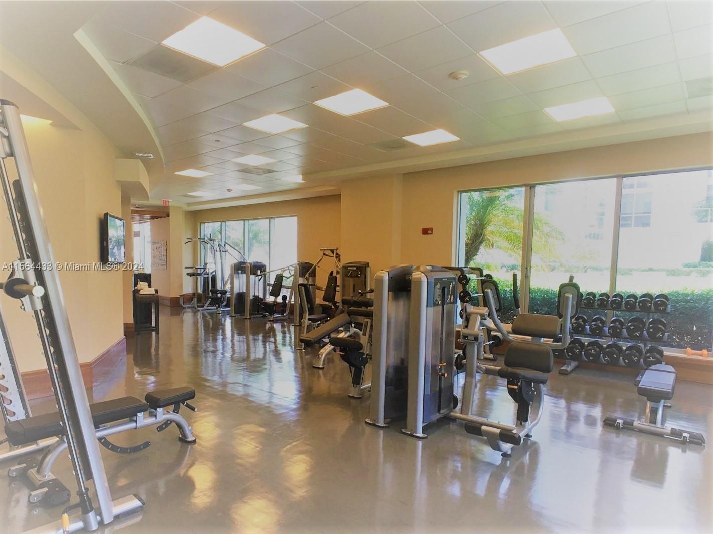 1050 Brickell Ave # 1808