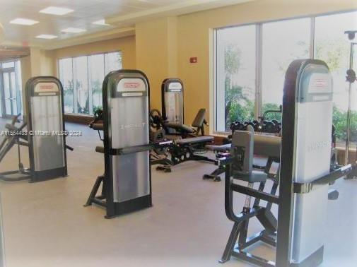 1050 Brickell Ave # 1808