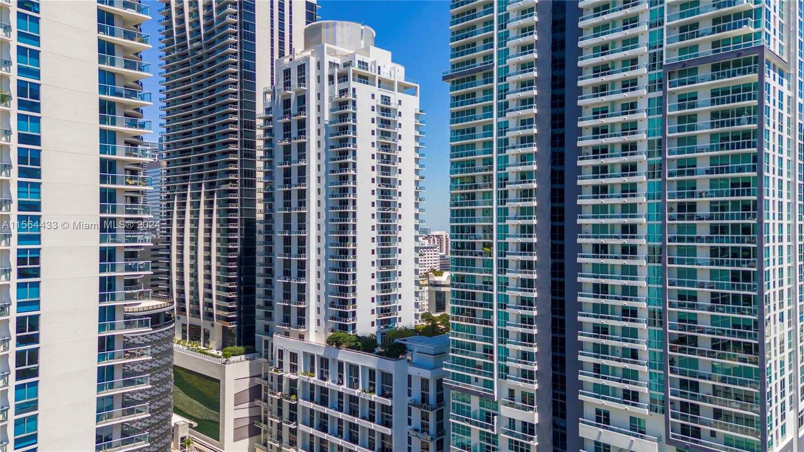 1050 Brickell Ave # 1808