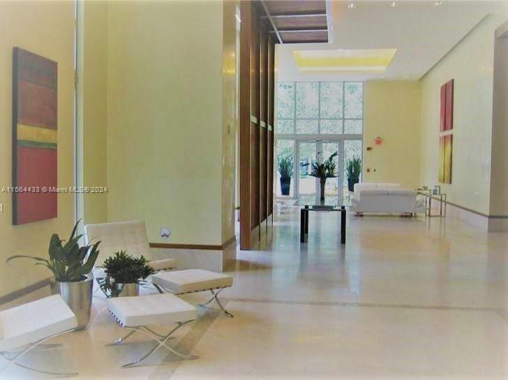 1050 Brickell Ave # 1808