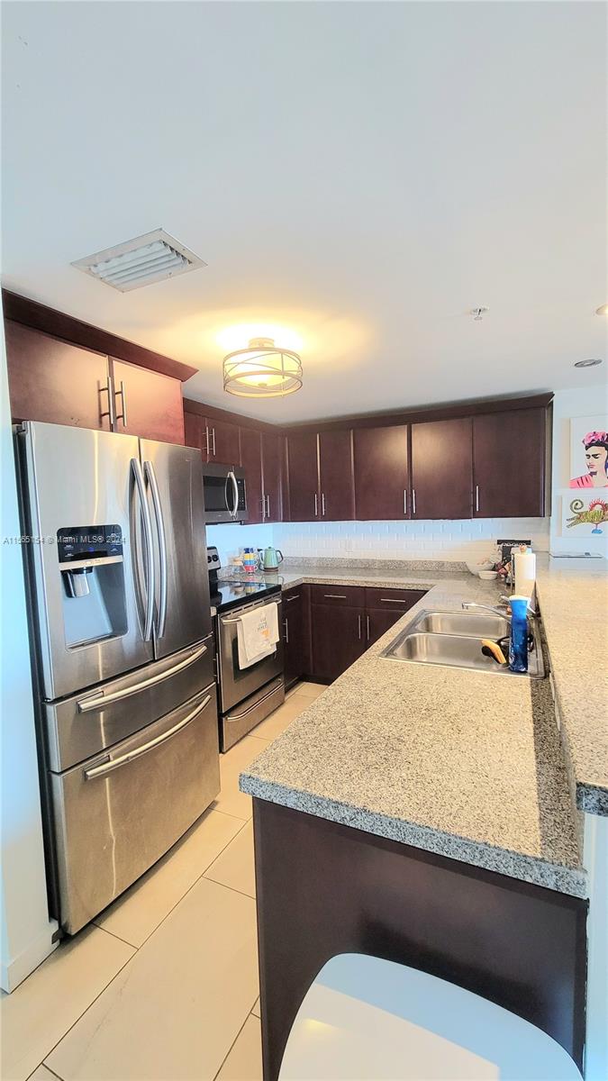 2740 SW 28 Ter # 703
