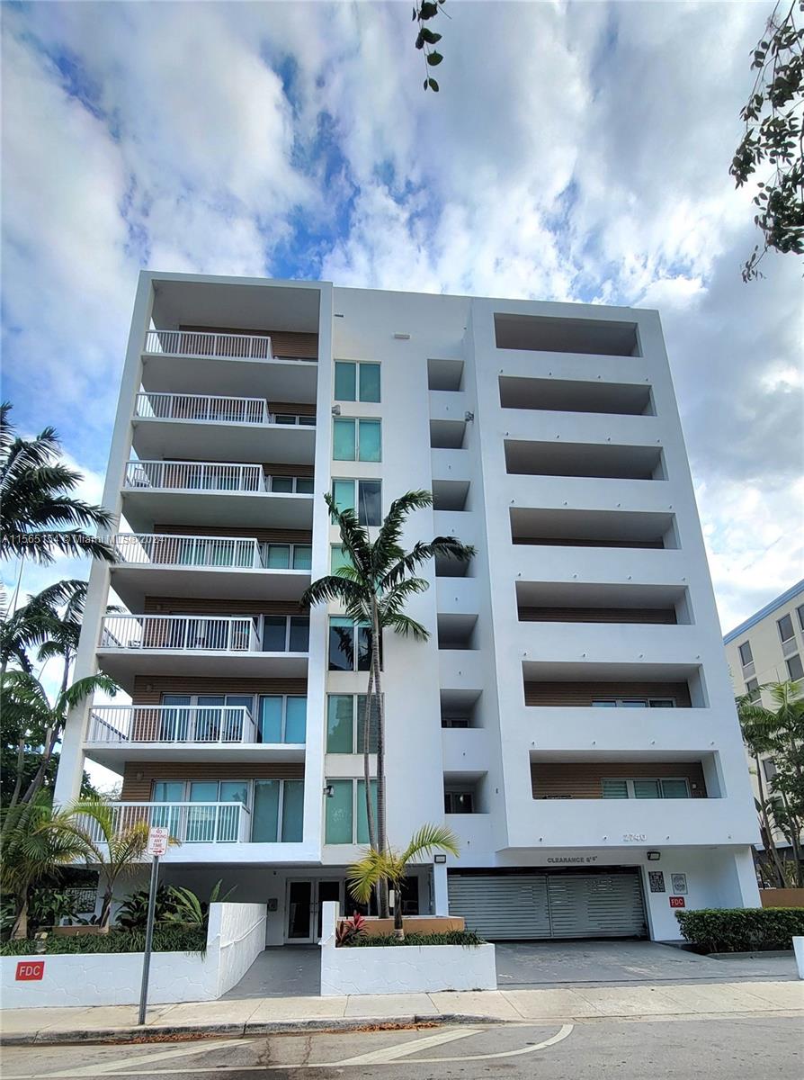 2740 SW 28 Ter # 703