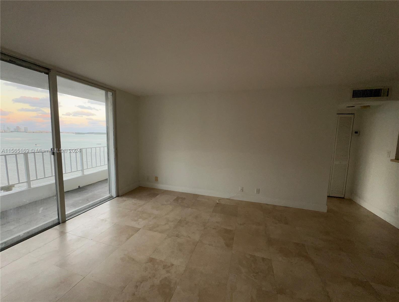 200 SE 15th Rd # 17F