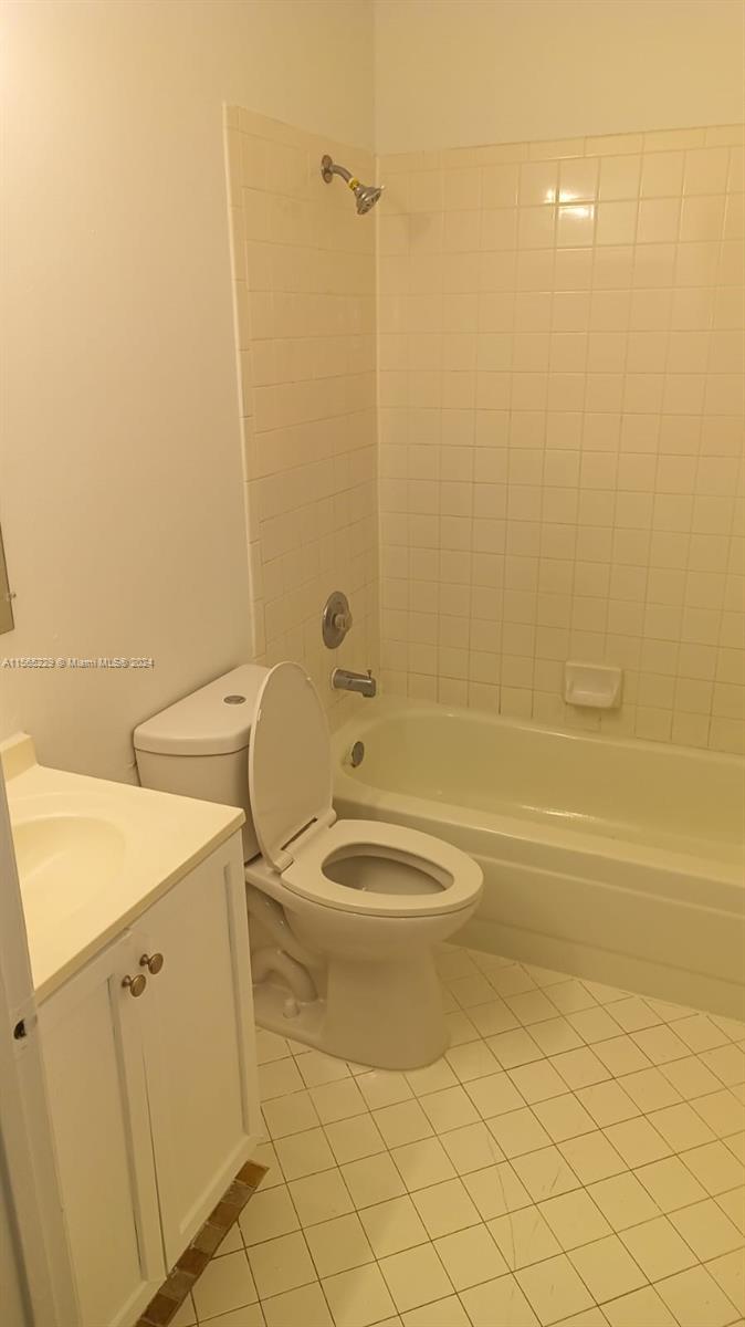 3437 NW 44 Street # 108