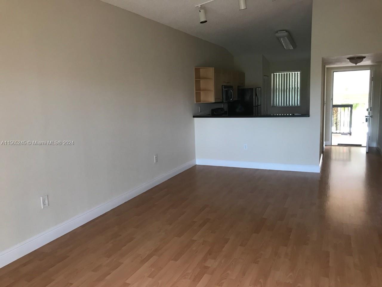 9897 Nob Hill Ln # 9897