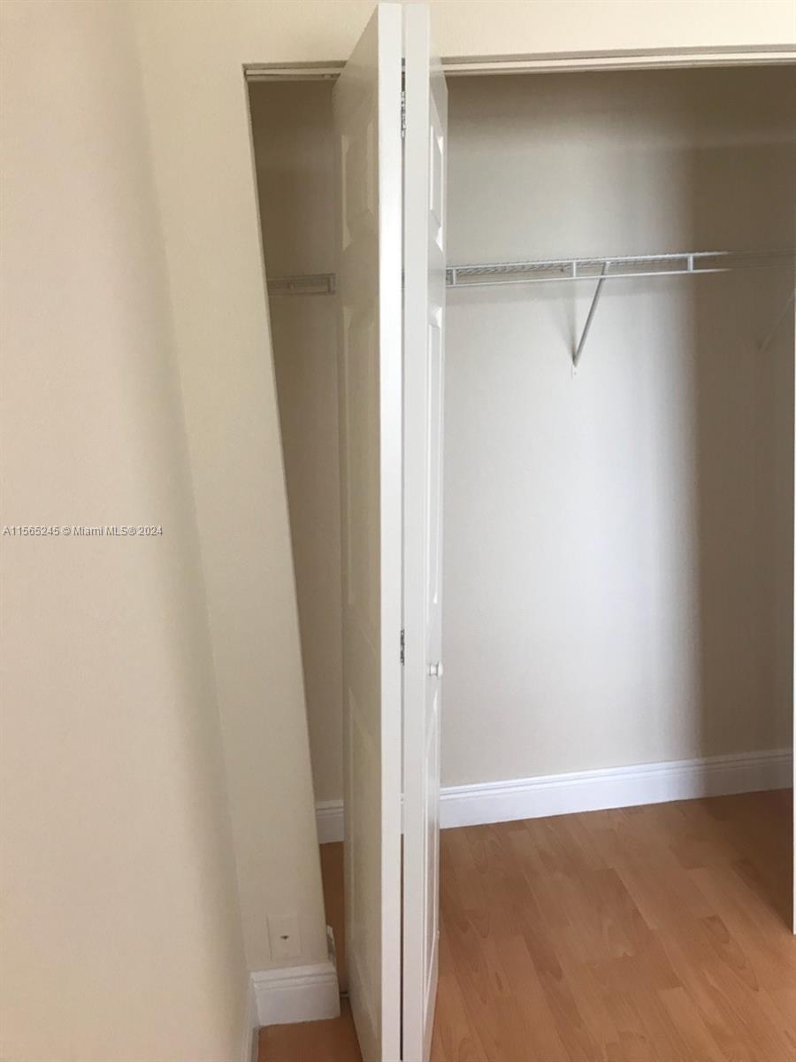 9897 Nob Hill Ln # 9897