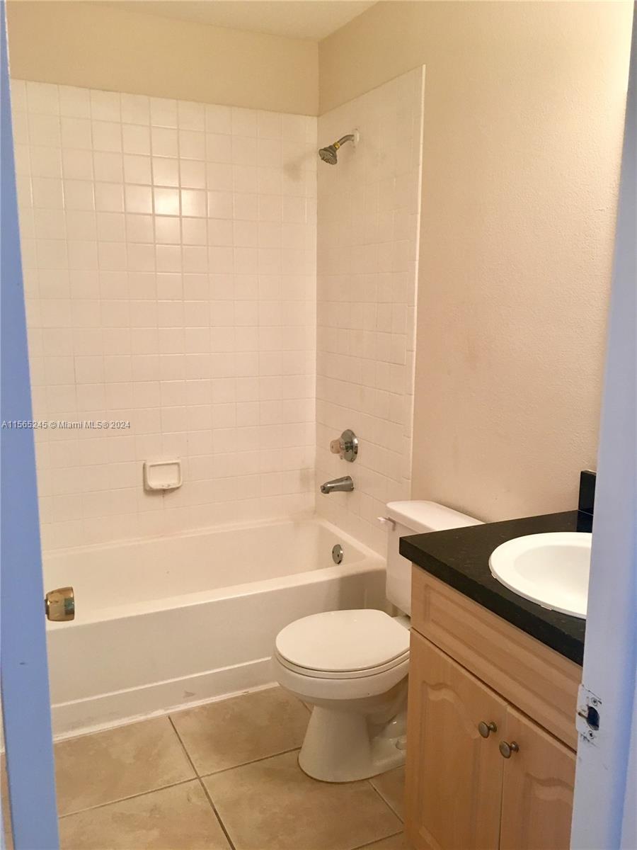 9897 Nob Hill Ln # 9897