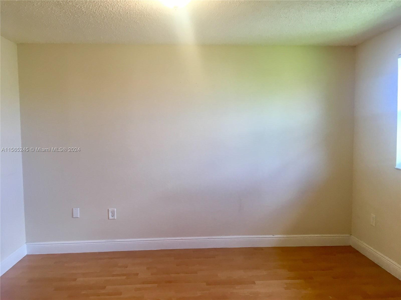 9897 Nob Hill Ln # 9897