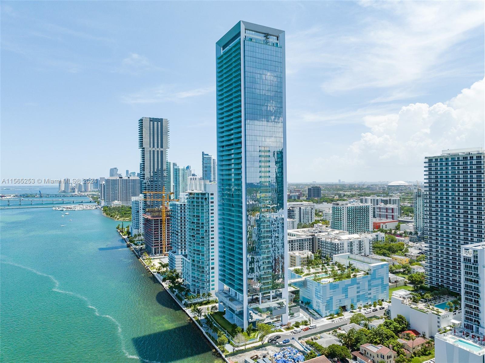 700 NE 26 TERRACE # 1806