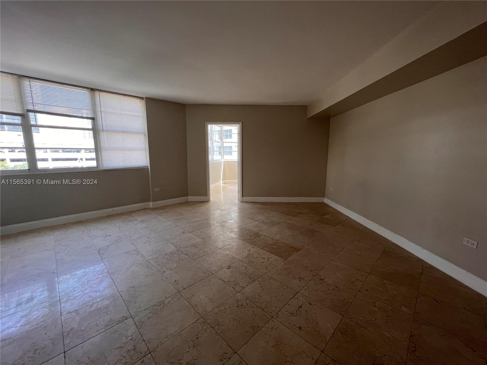 825 Brickell Bay Dr # 445