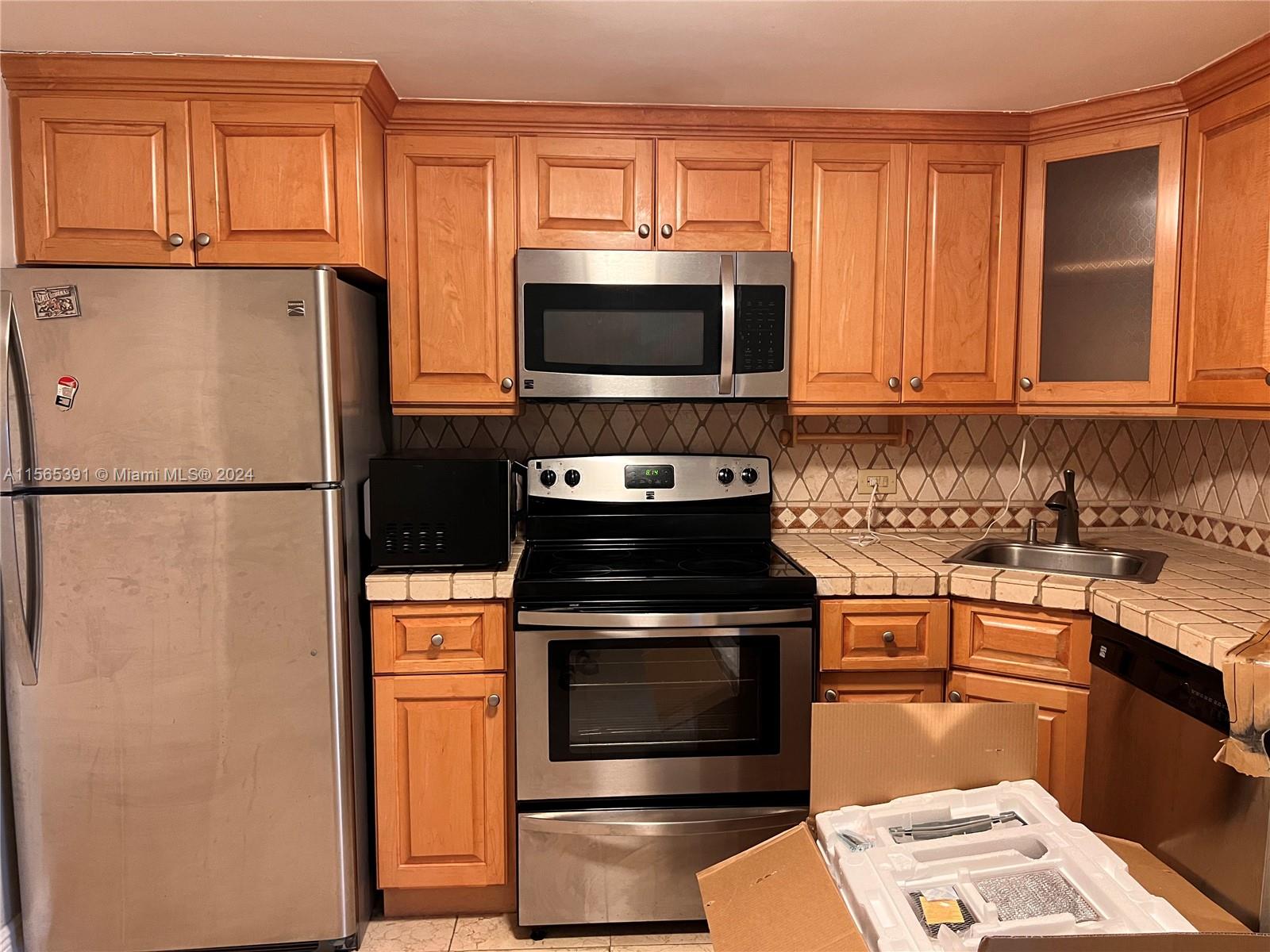 825 Brickell Bay Dr # 445