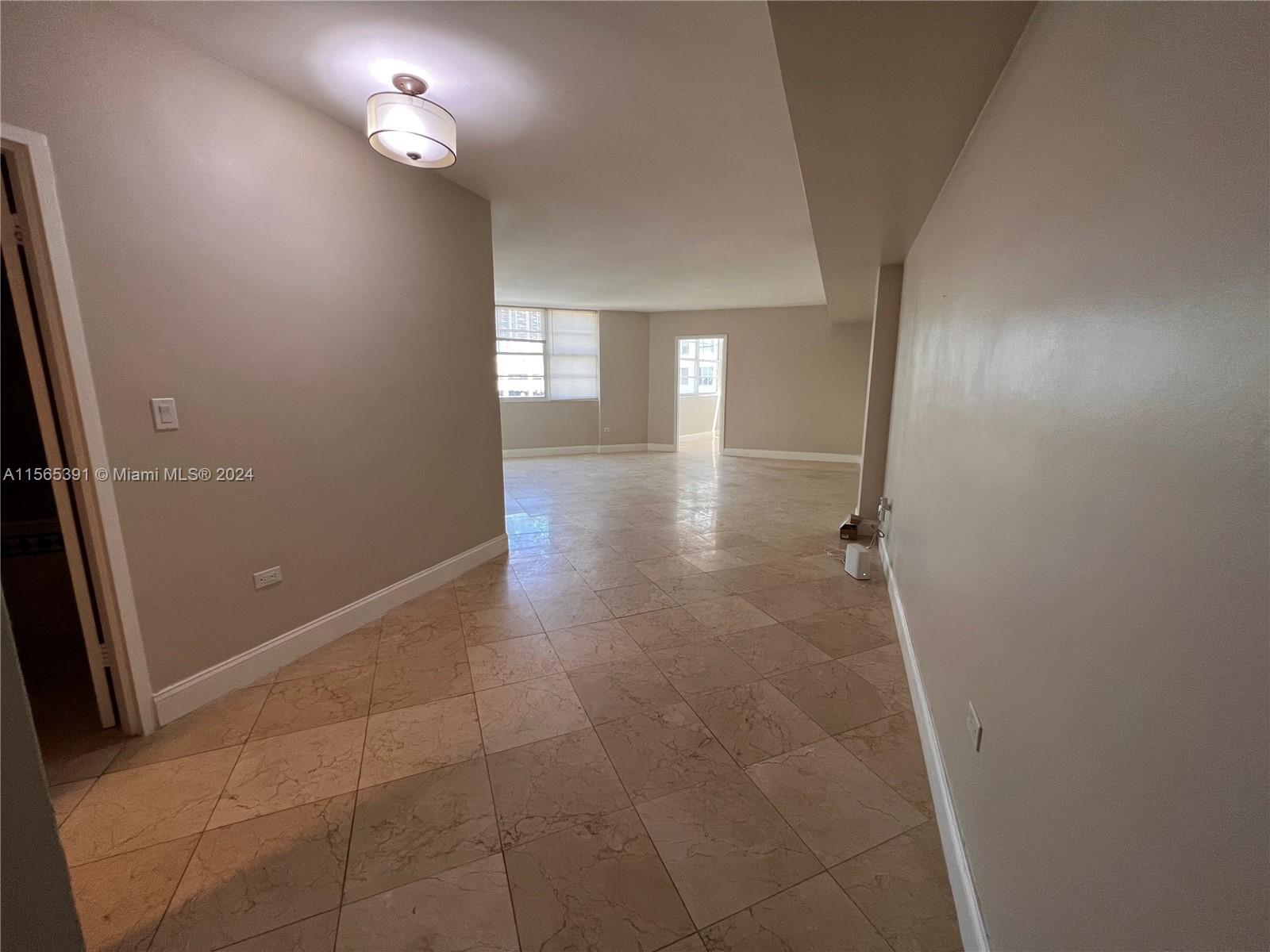 825 Brickell Bay Dr # 445