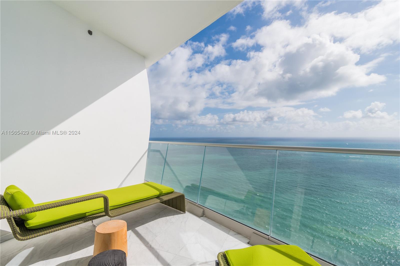 16901 Collins Ave # 4603