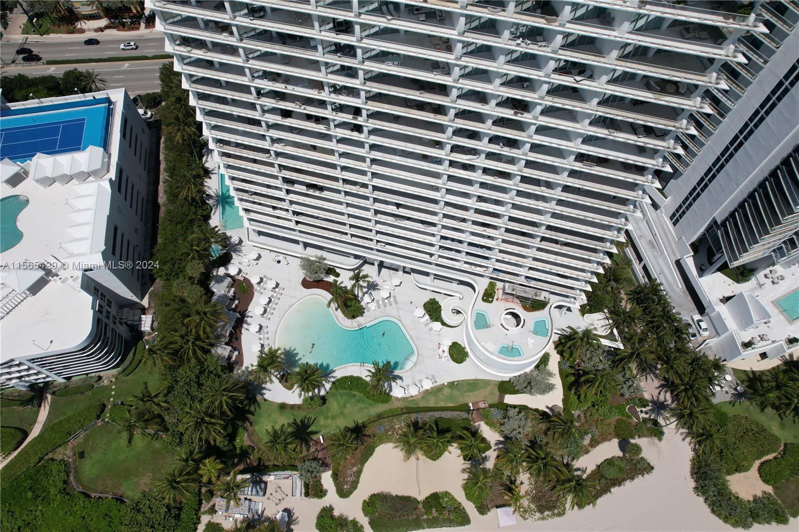 16901 Collins Ave # 4603