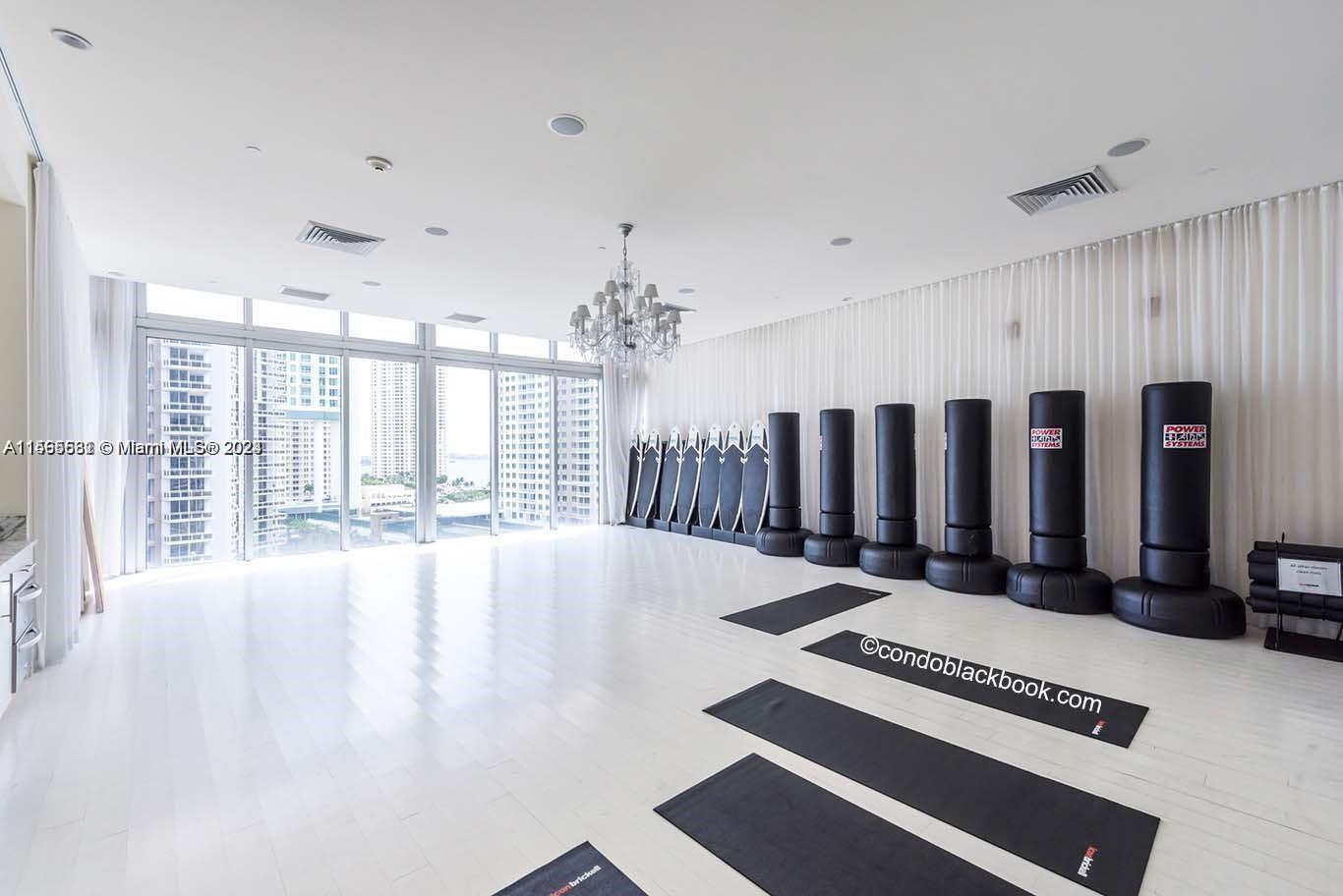 475 BRICKELL AV # 2415
