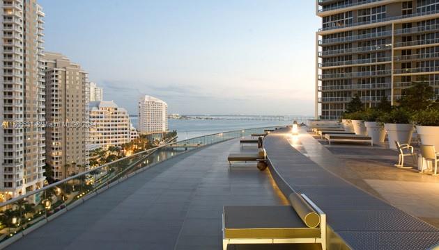 475 BRICKELL AV # 2415