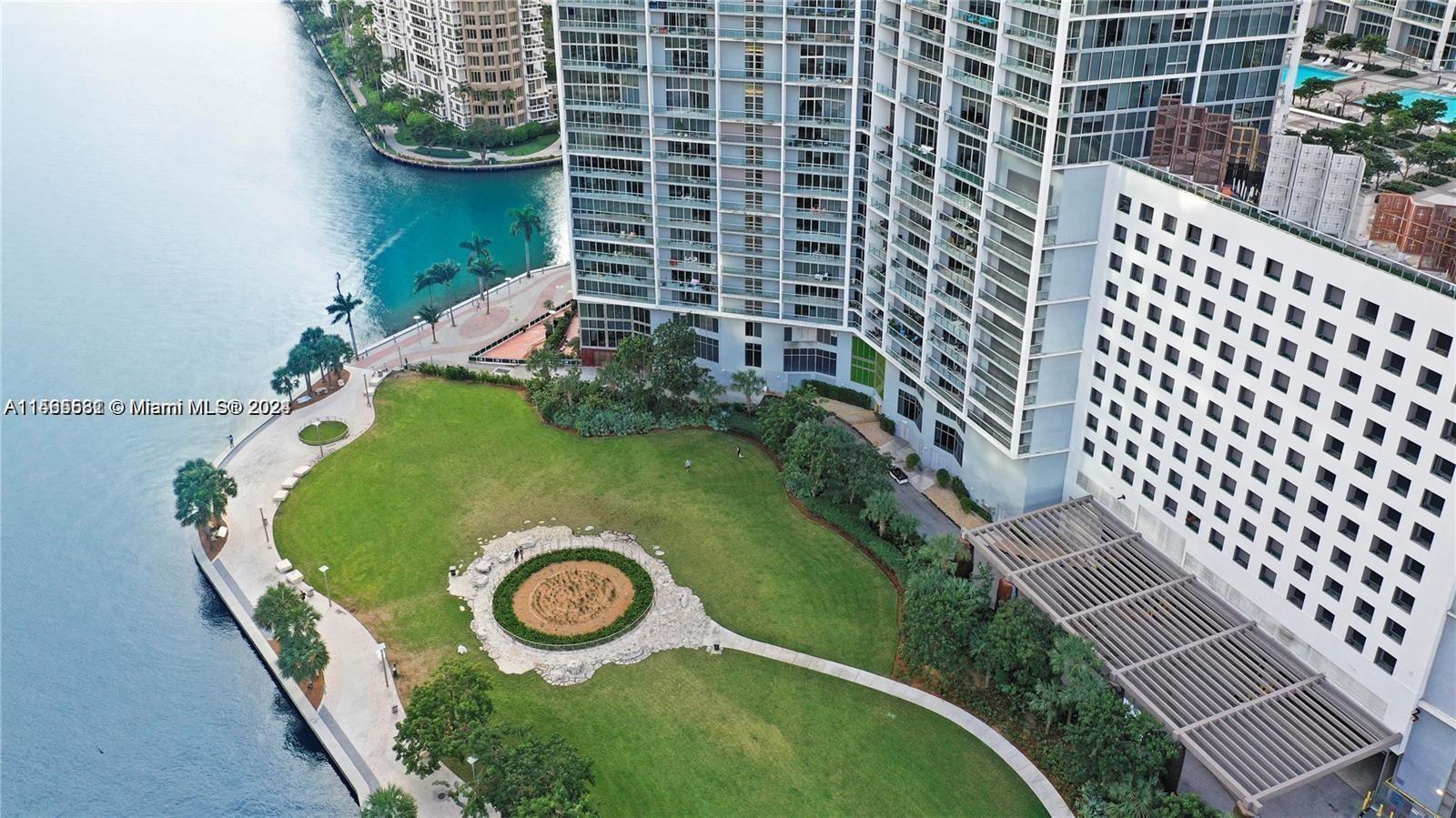 475 BRICKELL AV # 2415