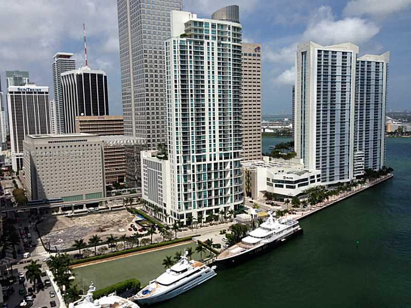 475 BRICKELL AV # 2415