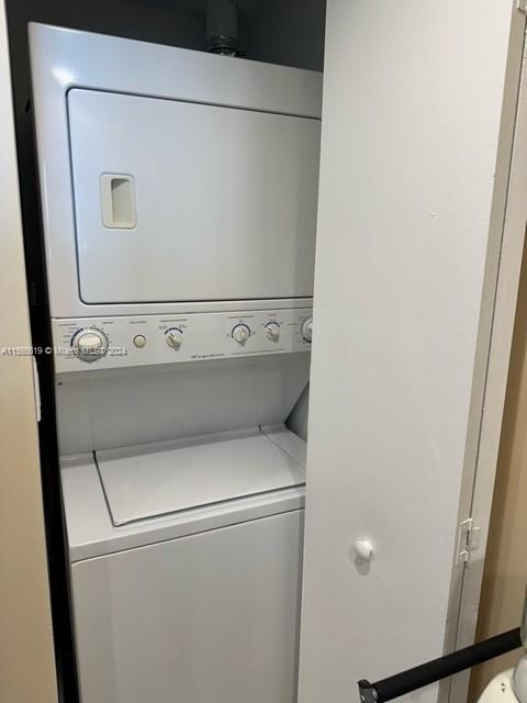325 S Biscayne Blvd # 4320