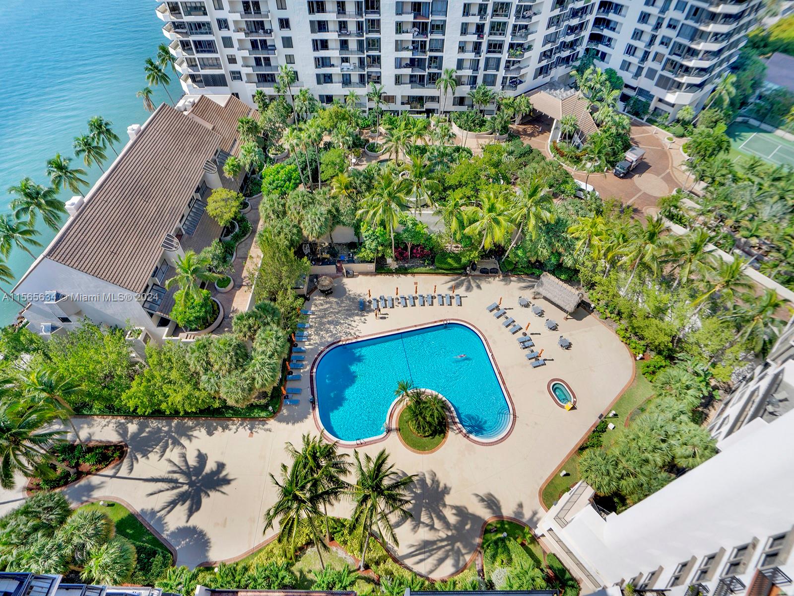 540 Brickell Key Dr # 1817