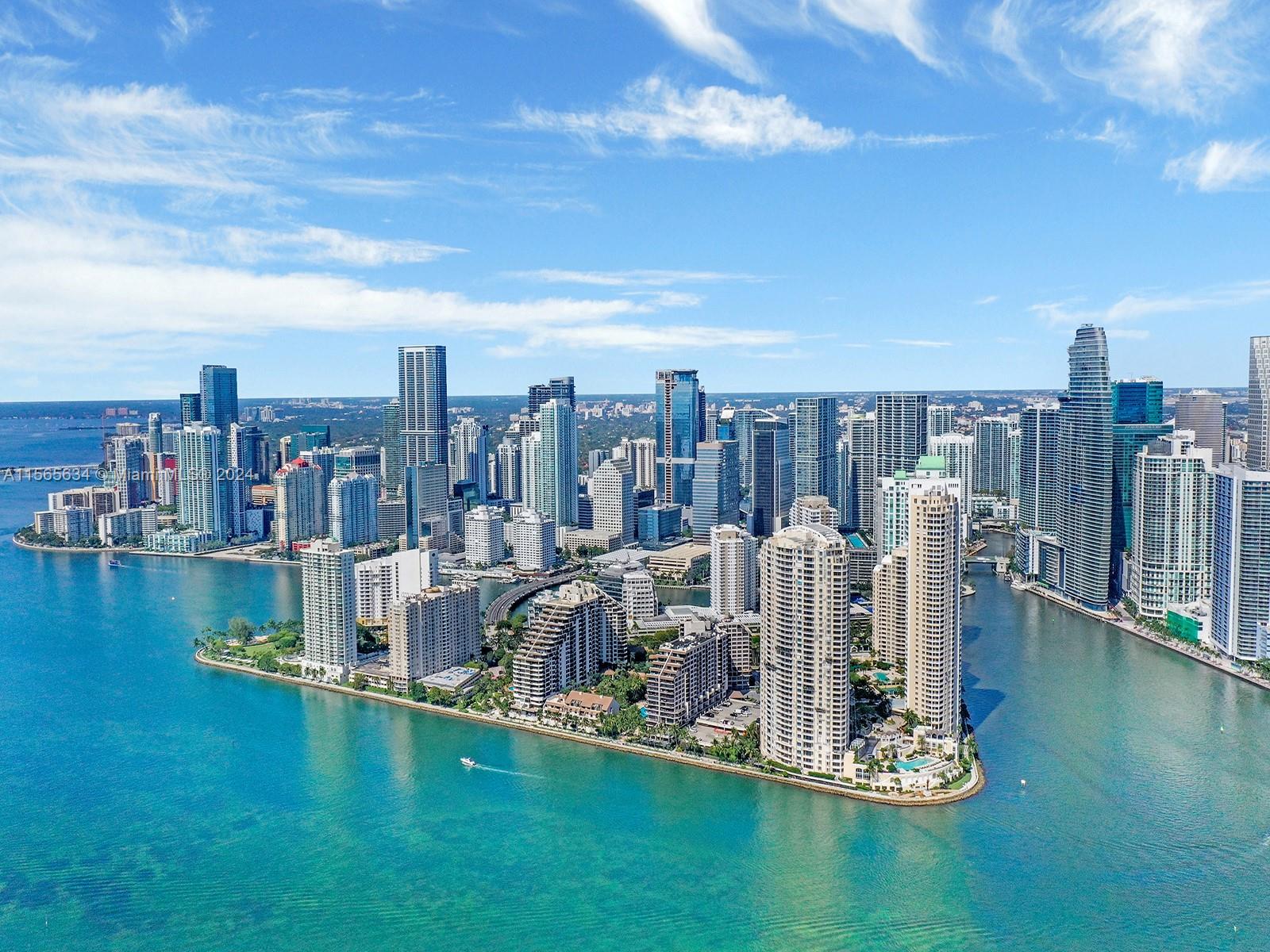 540 Brickell Key Dr # 1817