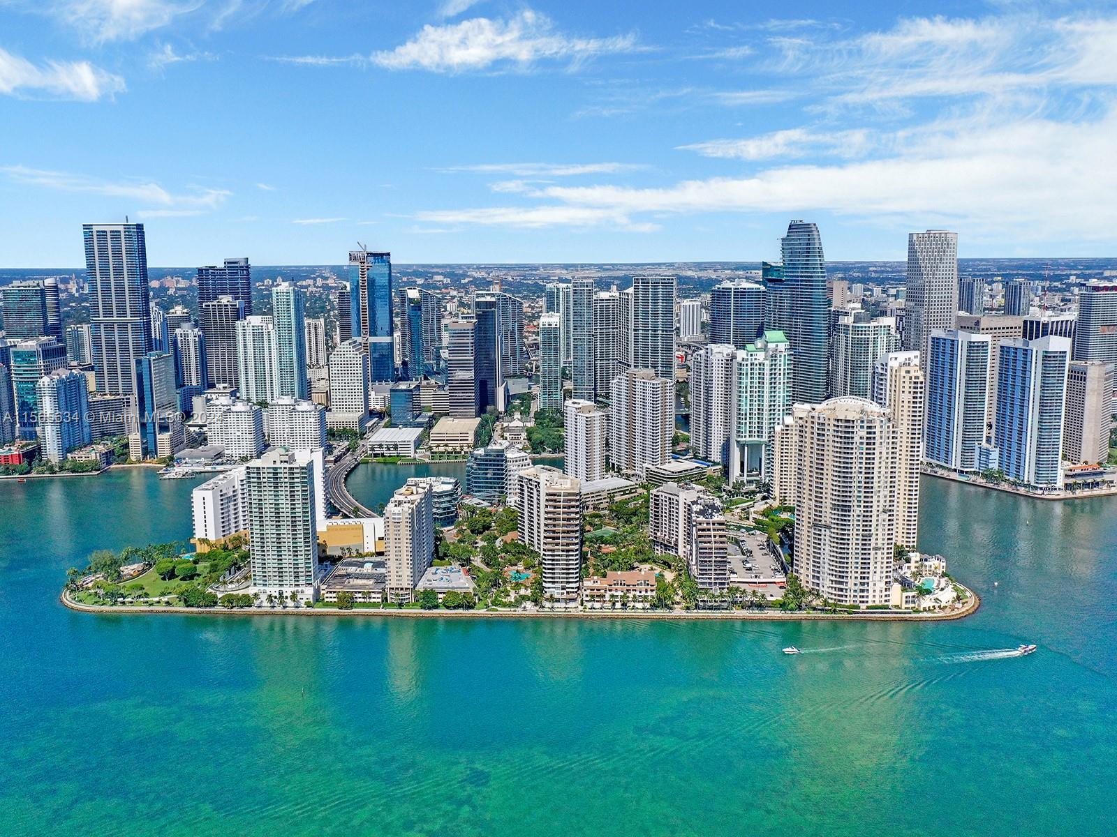 540 Brickell Key Dr # 1817