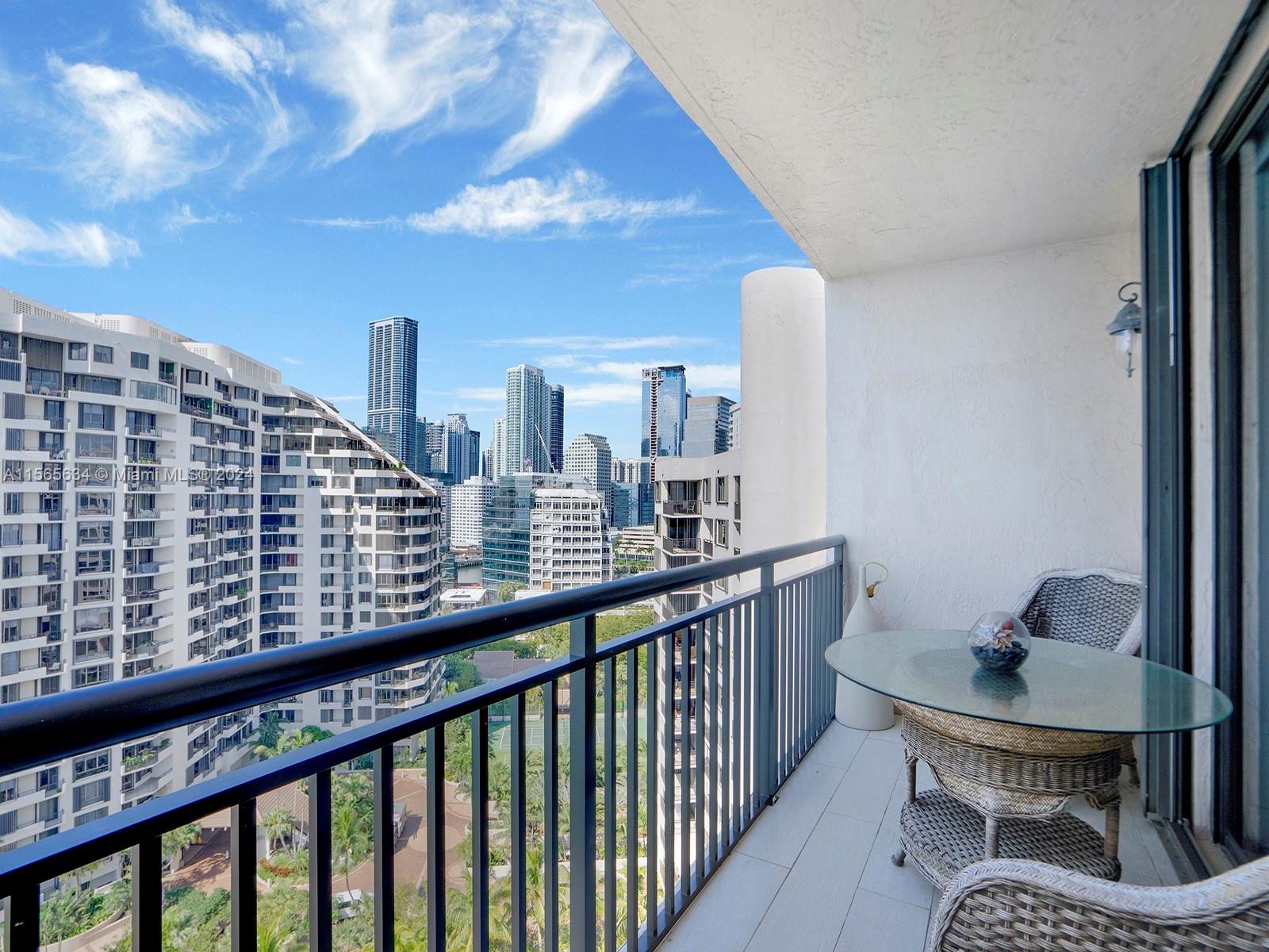 540 Brickell Key Dr # 1817