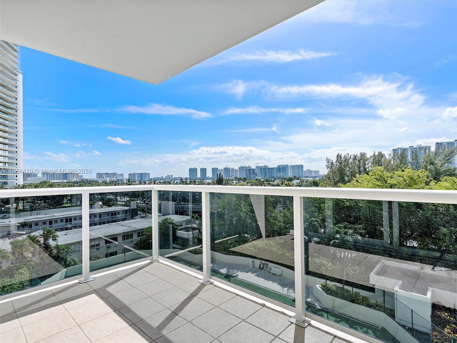 19111 Collins Ave # 506