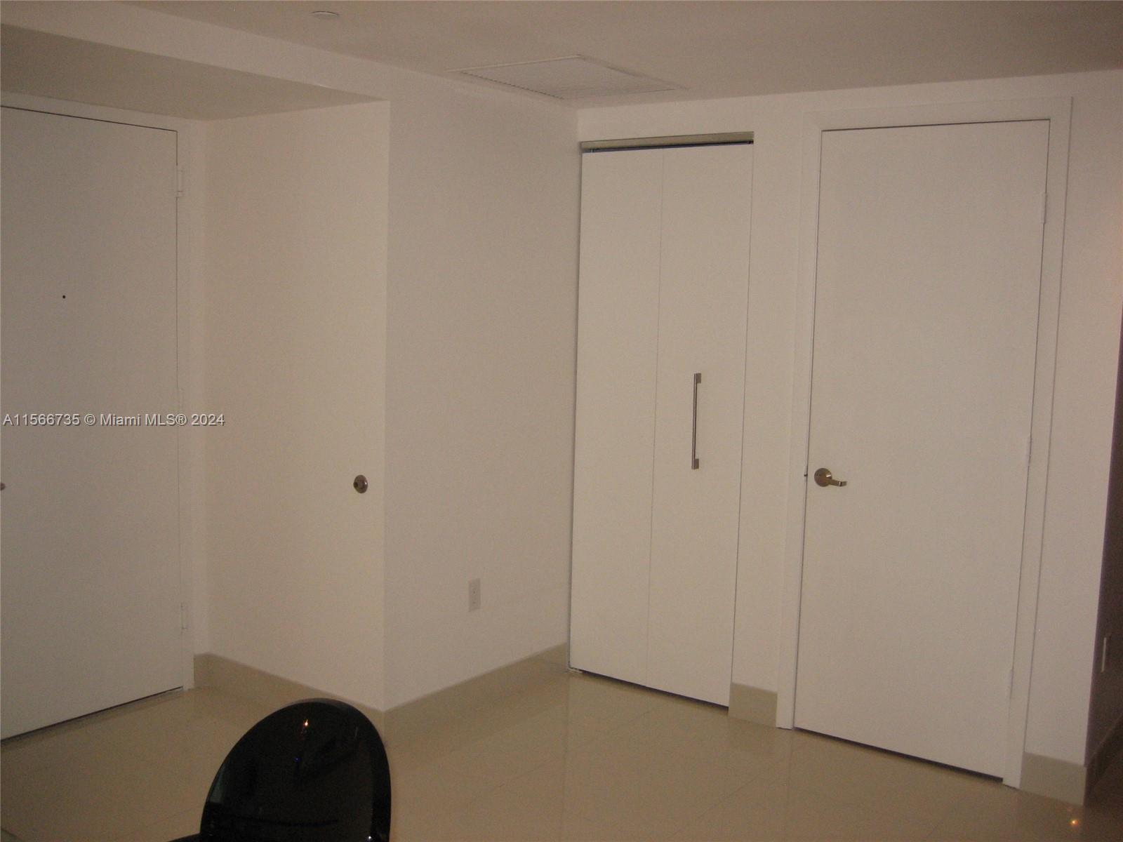 485 Brickell Ave # 1811