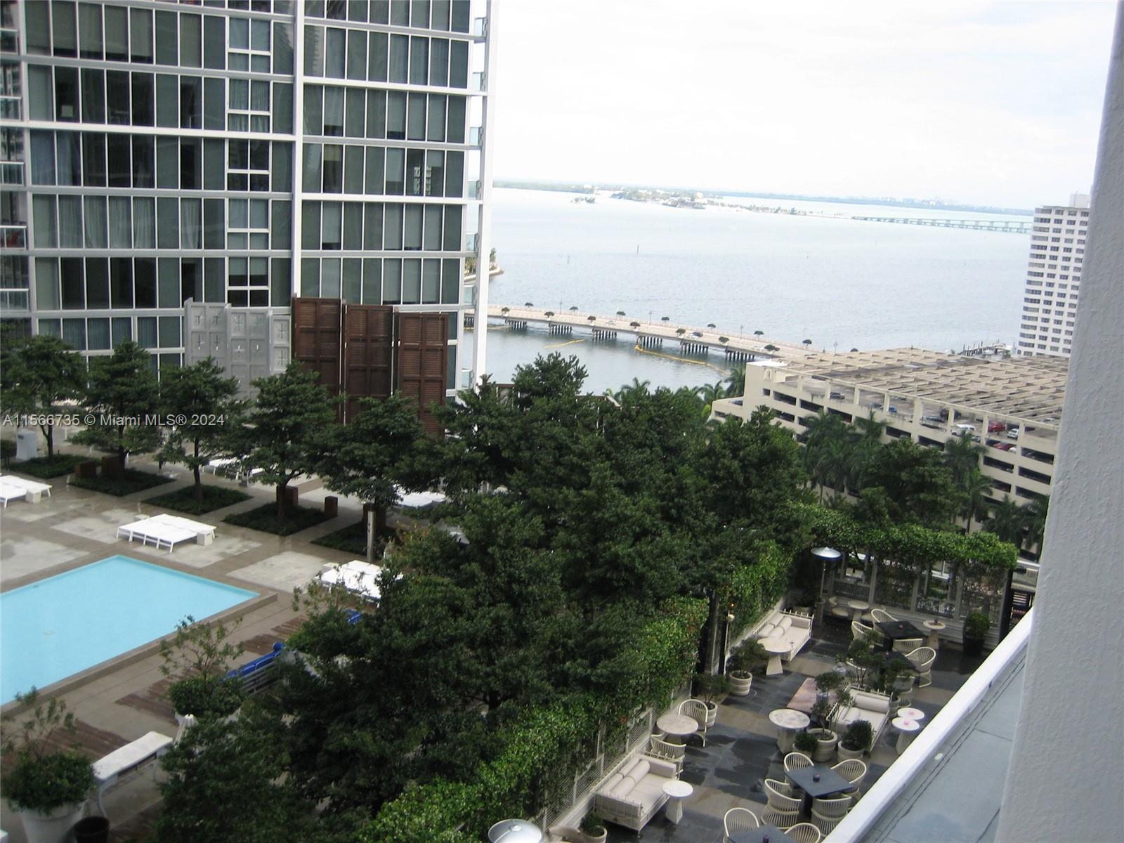 485 Brickell Ave # 1811