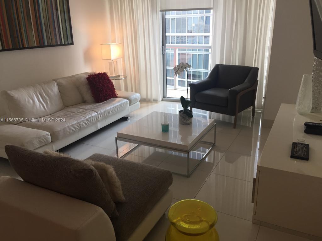 485 Brickell Ave # 1811